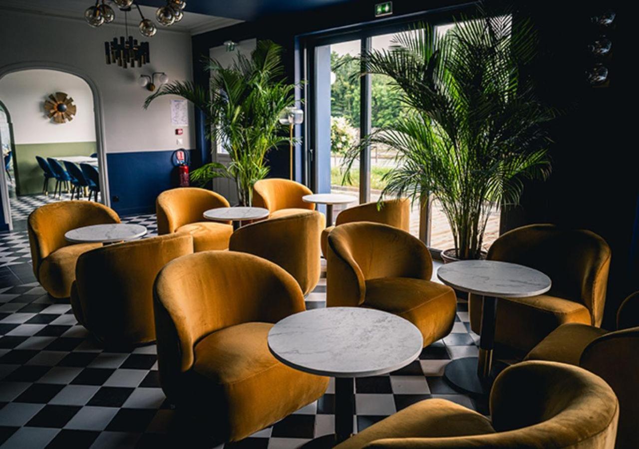 Hotel Saintchristophe Houdan Esterno foto