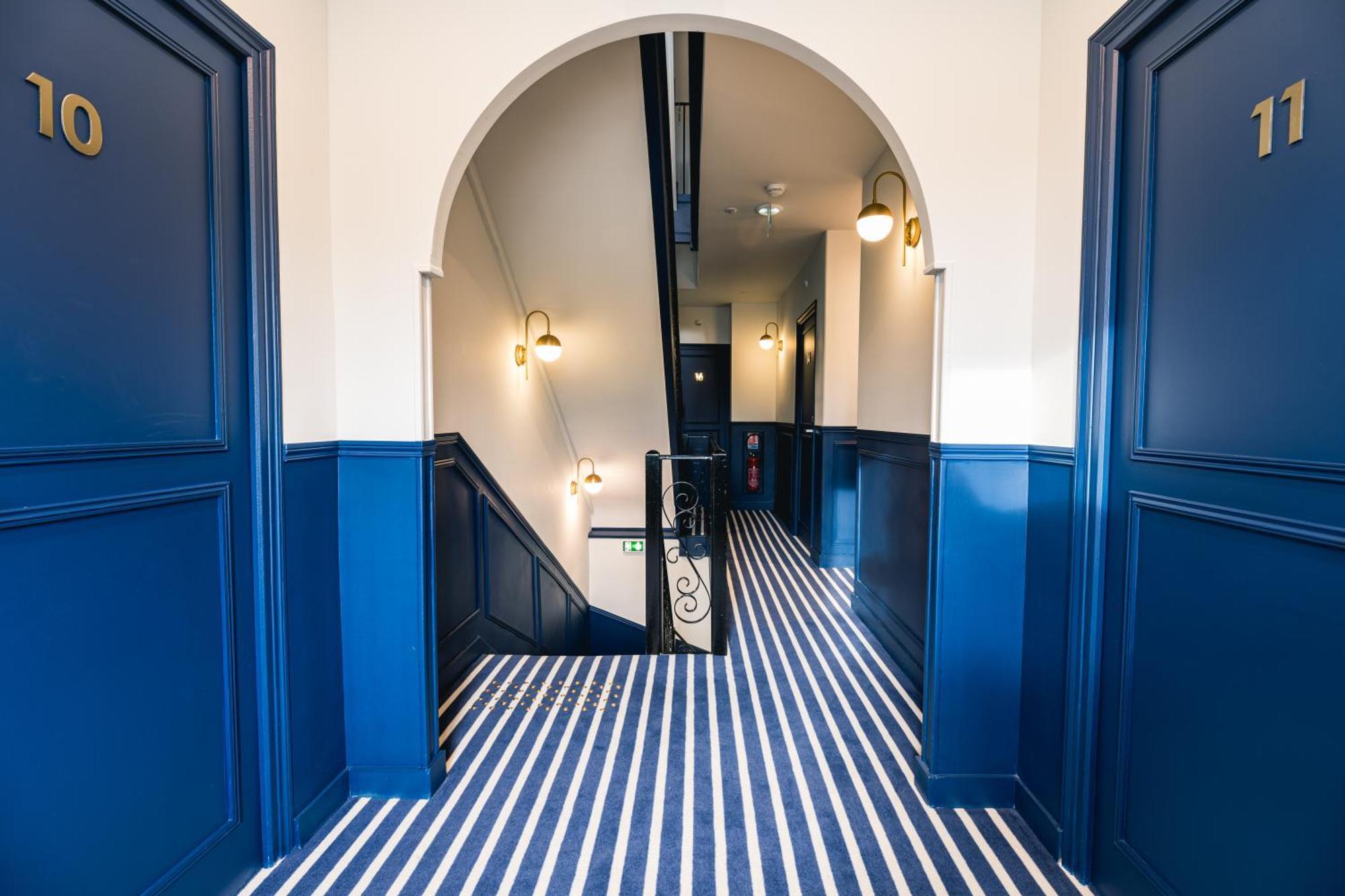 Hotel Saintchristophe Houdan Esterno foto
